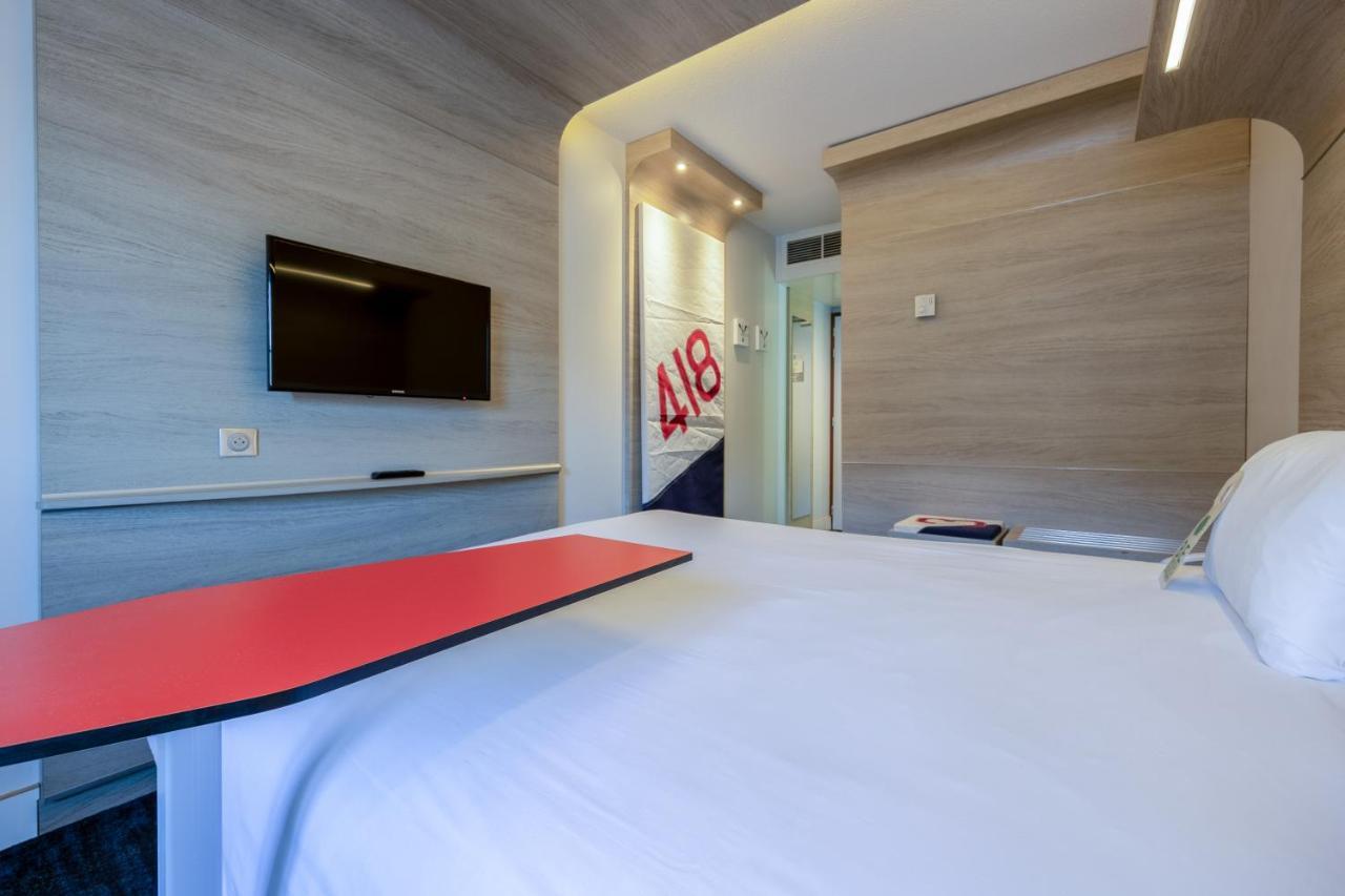 Hotel Ibis Styles La Rochelle Centre Exterior foto