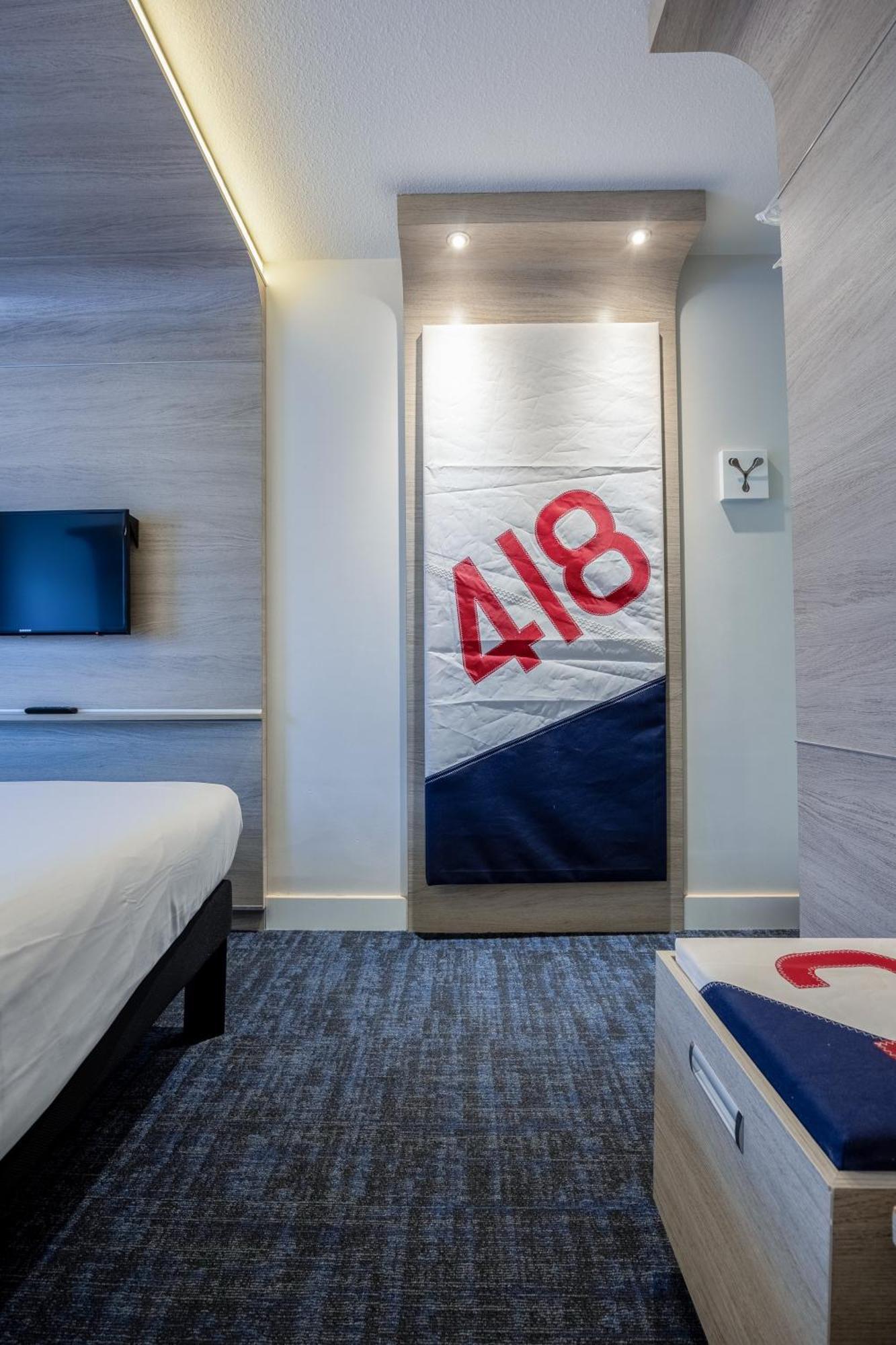 Hotel Ibis Styles La Rochelle Centre Exterior foto