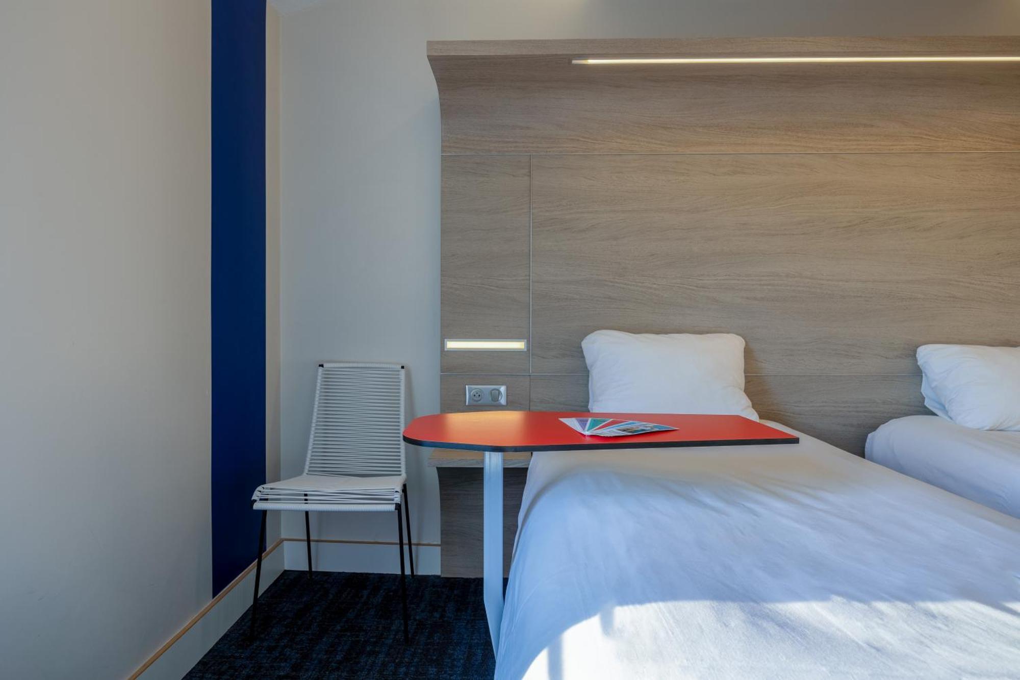 Hotel Ibis Styles La Rochelle Centre Exterior foto