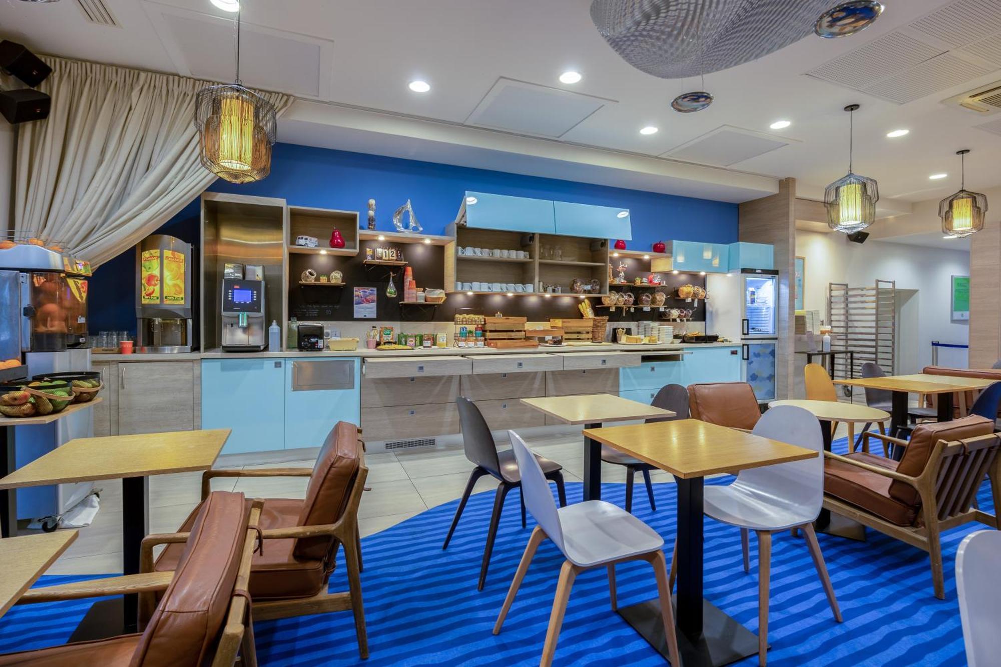 Hotel Ibis Styles La Rochelle Centre Exterior foto
