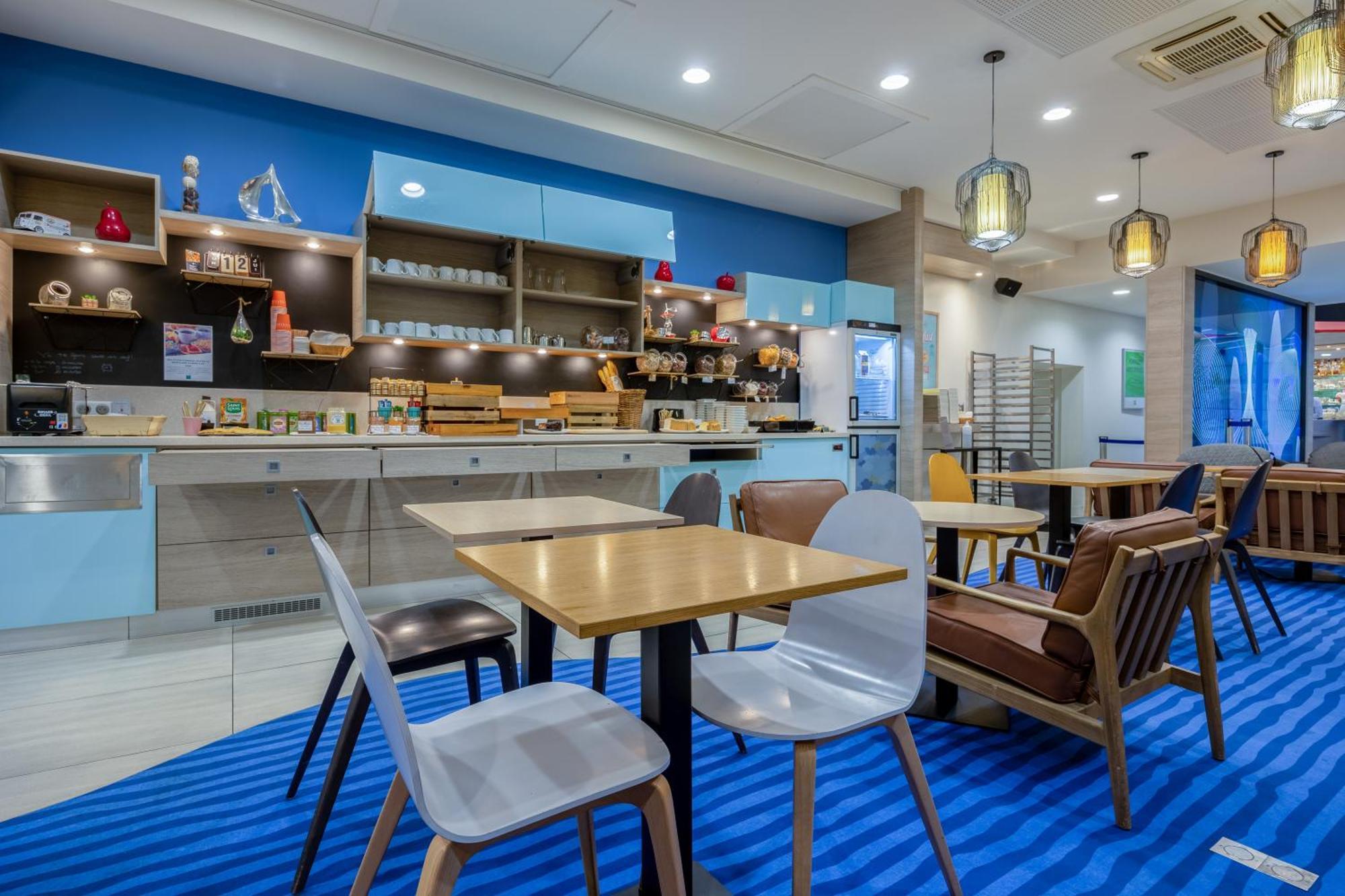 Hotel Ibis Styles La Rochelle Centre Exterior foto