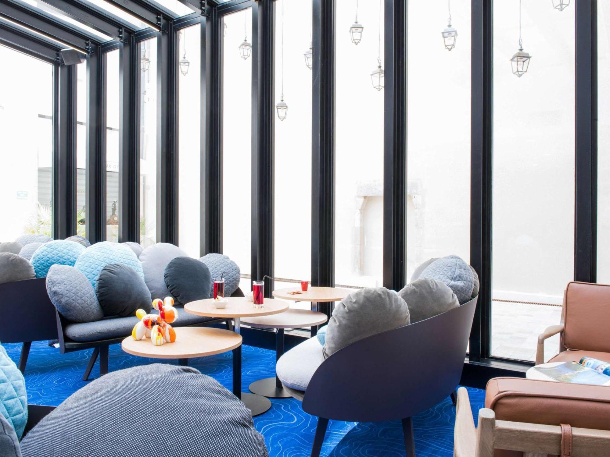 Hotel Ibis Styles La Rochelle Centre Exterior foto